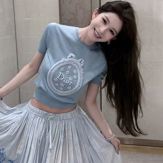 dior oval bow lace applique crew neck short sleeve knit top